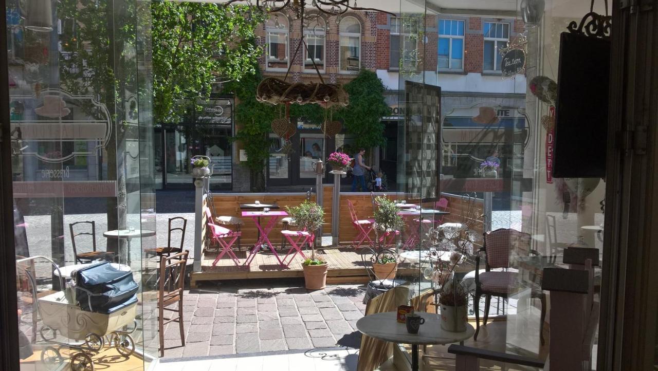 B&B Delices De Rose Ieper Luaran gambar